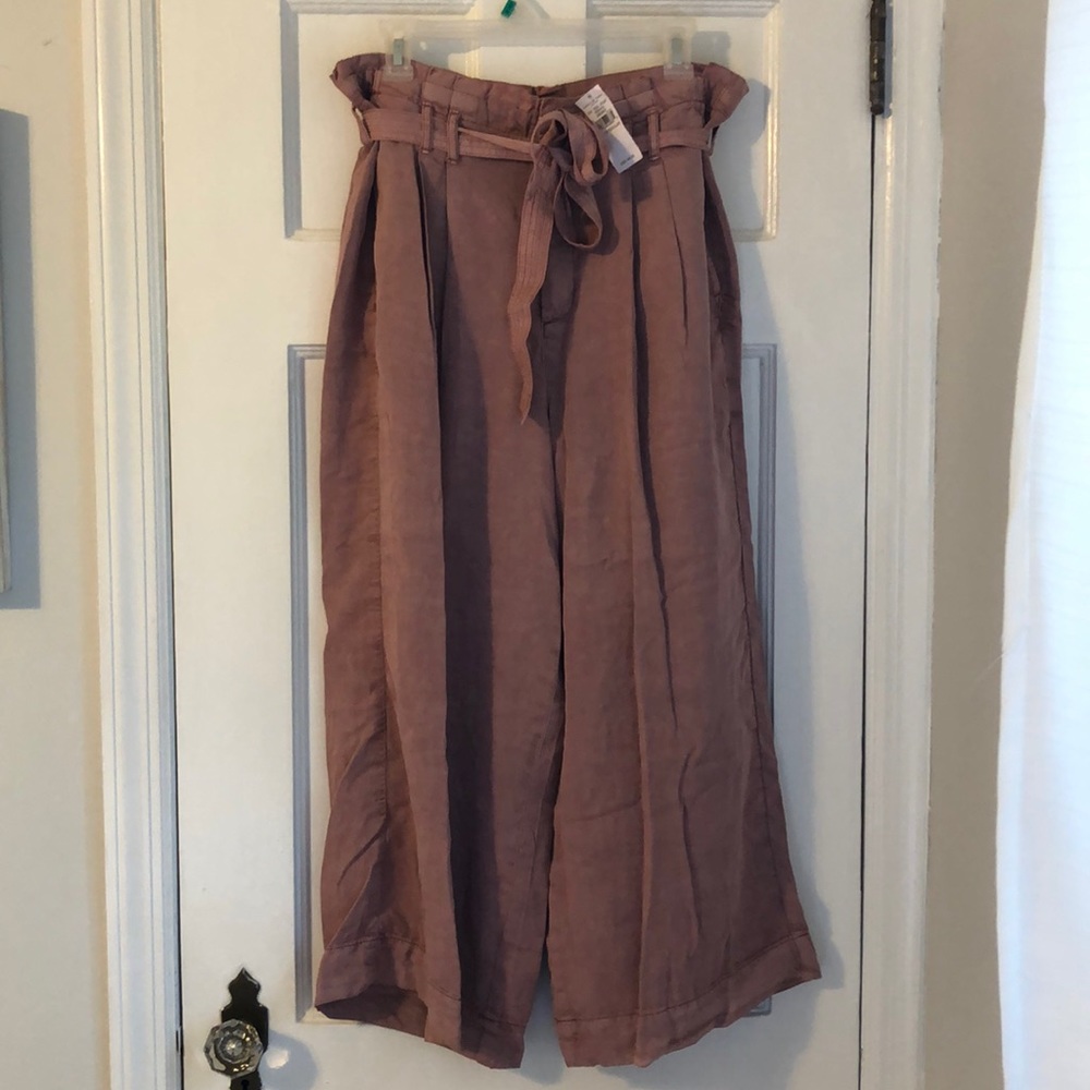 American Eagle Mauve Flowy Pants
